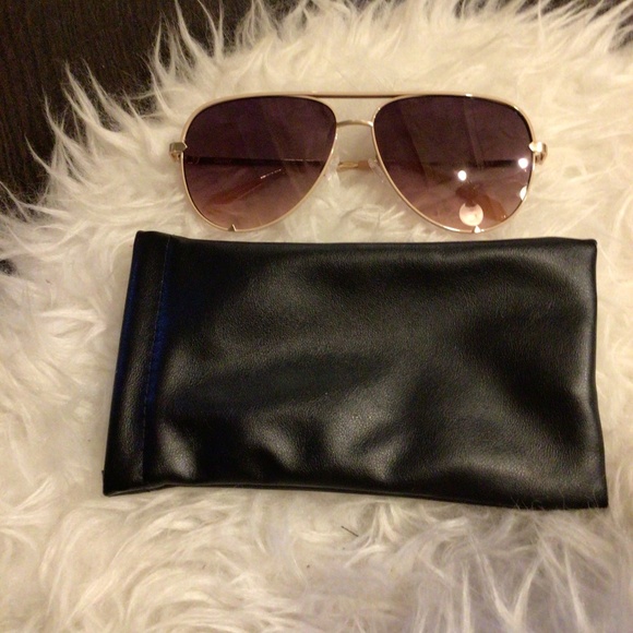New! Rare Quay cream high key aviators - Picture 1 of 9